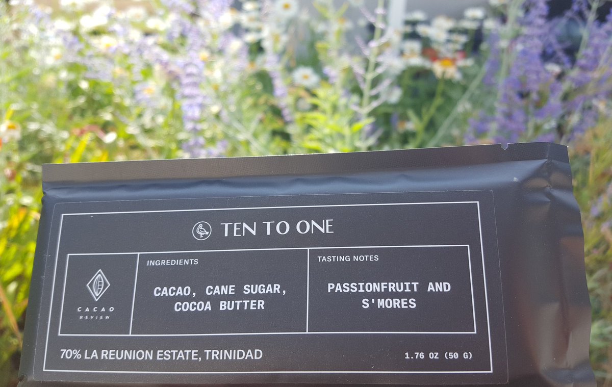 VictoriaCRandom's tweet photo. #cacaoreview @cacaoreviews 70% #lareunionestate #trinidad
Nose and tastes of passionfruit, tobacco, dark cherry and mild graham cracker.
#beantobar #smallbatchchocolate #craftchocolate #chocolate #darkchocolate https://t.co/kuG54Dfja3