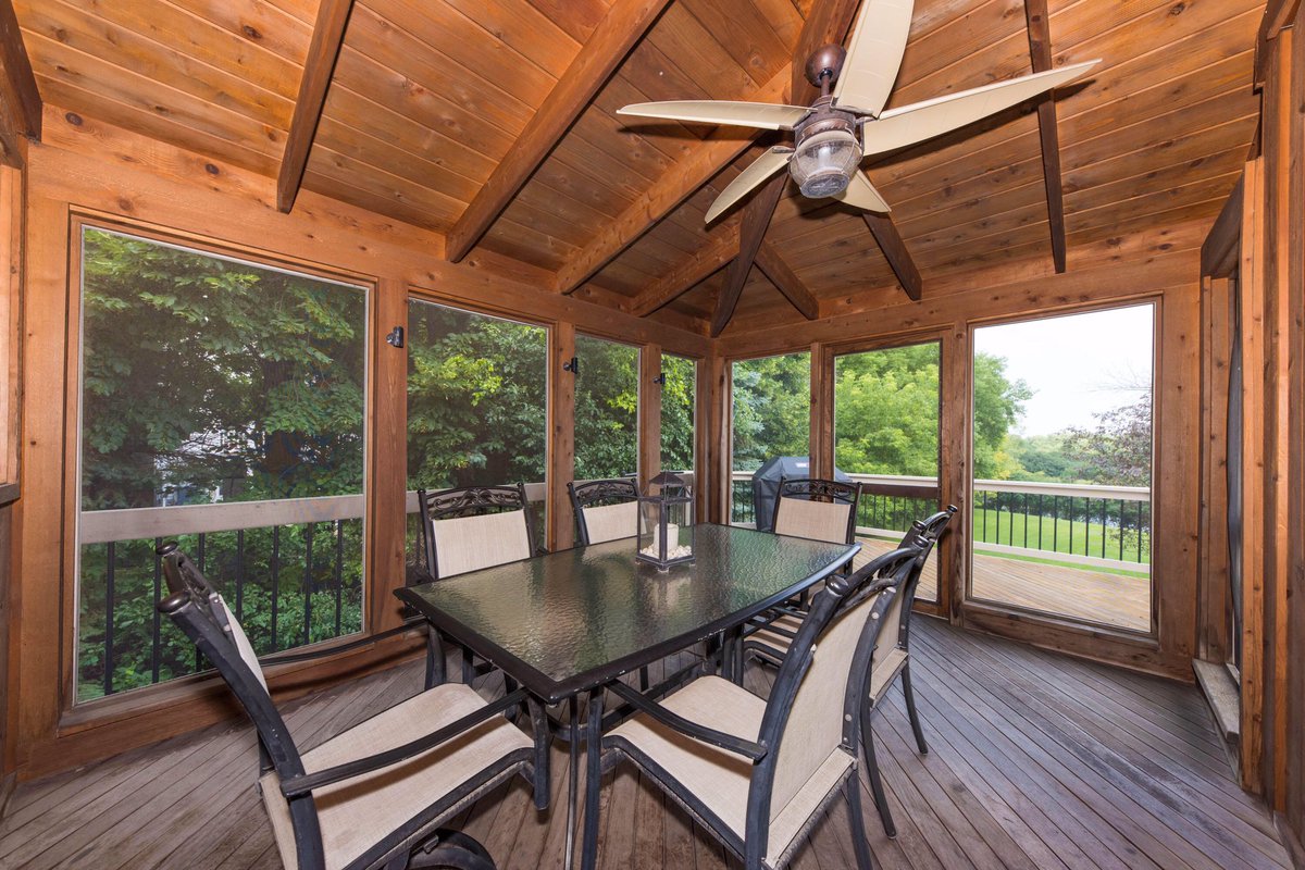 ClosingTimeRlty's tweet photo. Please join us Saturday, July 20th from 11-1 to tour this beautiful home in popular Deer Haven Subdivision! #ClosingTimeRlty #PewaukeeRealtor #LakeCountry #DeerHaven #OpenHouseSaturday #RealtorWI
https://t.co/KkBTedRpmK https://t.co/PR0iXncttm