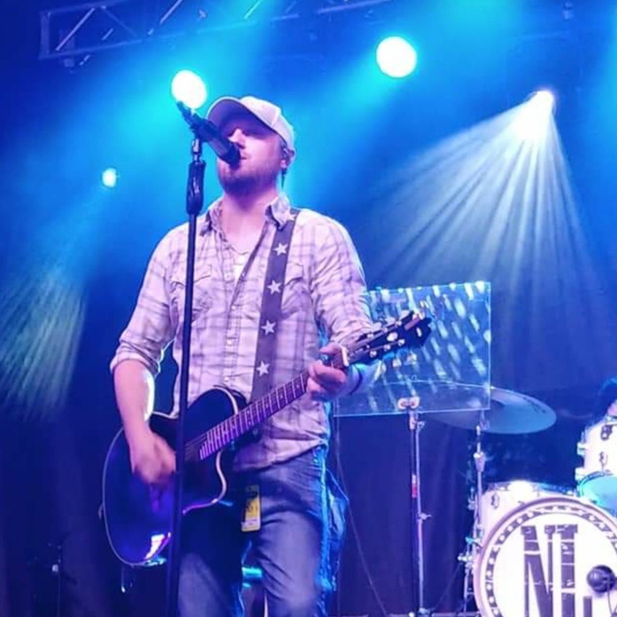 CowboyUpMendon's tweet photo. Nick Lynch live tonight at 9pm. Doors 7pm. #countrymusic #countrybar  @NickLynchMusic @AshleyCovrett https://t.co/t6zBiZ9DGr