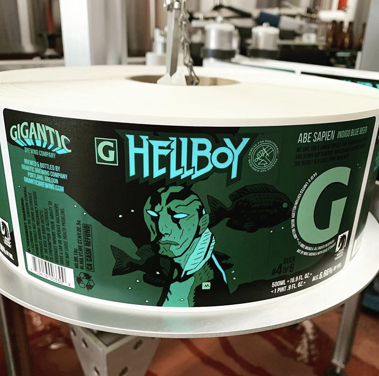 BREWPUBLIC's tweet photo. Today @GiganticBrewing releases its latest #HellboyBeer with Abe Sapien brewed in collaboration with @DarkHorseComics and @artofmmignola. Details: https://t.co/gSM5Bv3cOH #AbeSapien #indigobeer #hellboy #AbeSpaienBeer https://t.co/ZfmibSJlUe