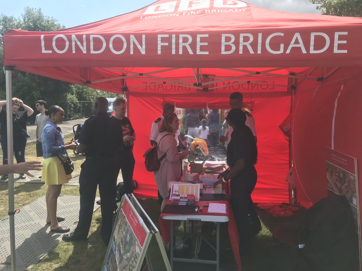 FireLambeth's tweet photo. #WestNorwood red watch crews at the #lambethCountyShow with our #pride appliance and the outreach team. Come and see us. Good work team. @lblcountryshow #brockwellpark #sunshine https://t.co/jgYRoDQDC3