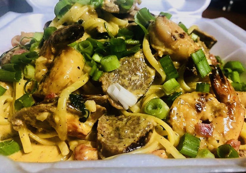 StreetFareSA's tweet photo. 3οΈβ£ out of 5οΈβ£ yummy trucks! #AyChihuahuaTacos @BobnTimmysTX #BrisketBoysBBQSA << NEW! Welcome to #StreetFareSA π from 11 AM-11 PM!
#streetfaresa #foodieheaven #eatwherestreetfare #safoodtruck #foodtruckpark #safoodie #safoodblogger #safoodpics #saeats #eatlocal https://t.co/o8Mxr557qR