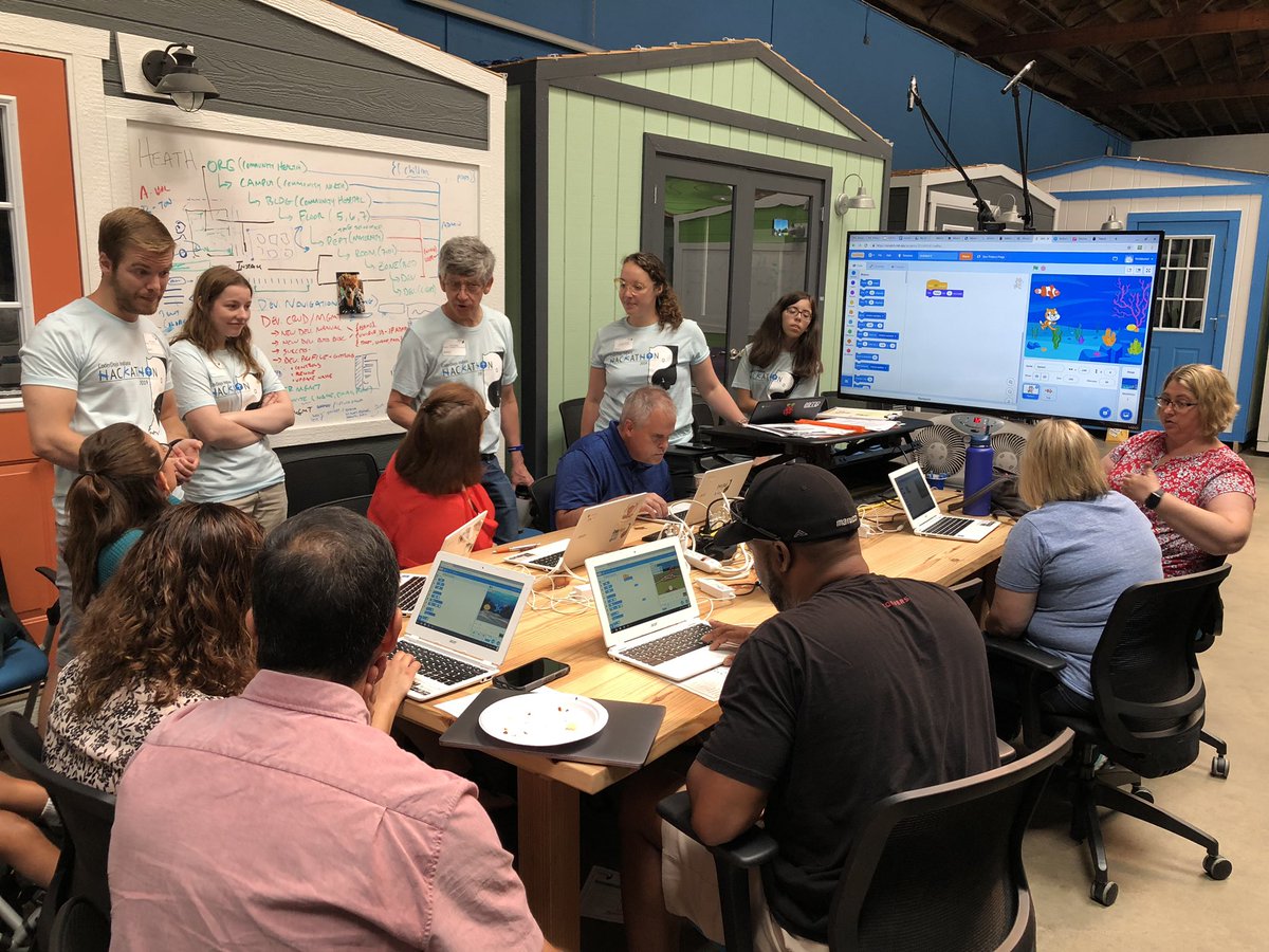 CoderDojoIN's tweet photo. Our @CoderDojo 101 for Parents at the #CDIhackathon is going great! We wanted to make sure we had a place for #parents to learn what their #students were getting into! #ReadySetCode @Raspberry_Pi https://t.co/Bwb9RRy465