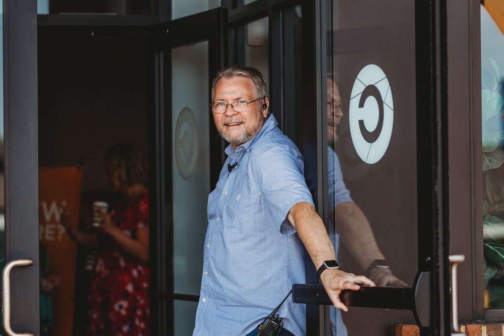 mycrossroadsva's tweet photo. Sunday is almost here &amp; we’re excited to welcome you into our church home! Come expectant to hear from God through worship &amp; a new message from our pastor during the 9:15 or 11am service.
.
.
.
#mycrossroadschurch
#arcchurches
#sundayiscoming
#youbelonghere
#fxbgvachurch https://t.co/0gZpfjISY4