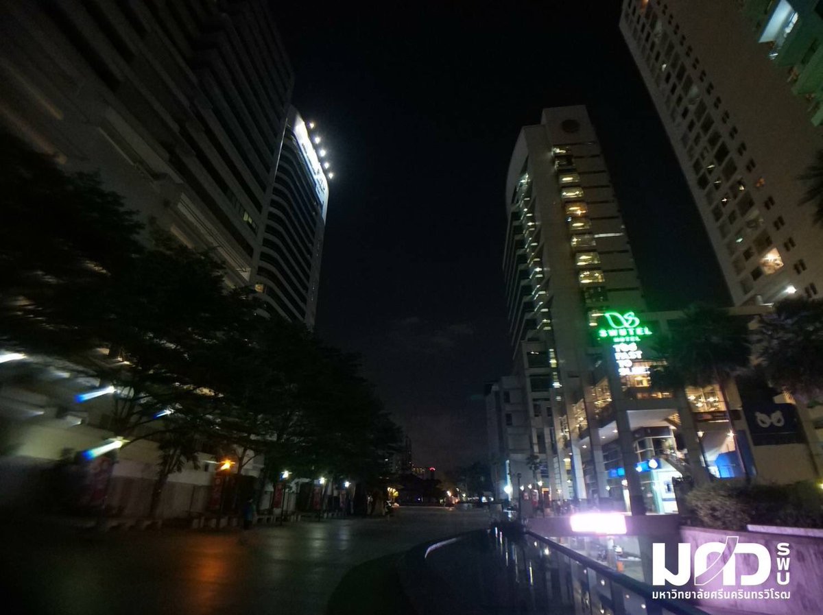 prswunews's tweet photo. [📍PRASARNMIT LIFE]

🎇🎆🌇 สีสันยามค่ำคืนของ 
มหาวิทยาลัยศรีนครินทรวิโรฒ 
ประสานมิตร

#swu #prasarnmit
#70ปีมศว #ทีมมศว #prswu https://t.co/F5jkGfNizw