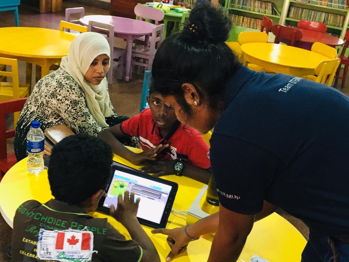 CoderDojoLK's tweet photo. CoderDojo @ Libraries, third session successfully concluded at Public Library, Colombo 7 #lka #stemup #coderdojo #coderdojolk #microbit https://t.co/o7kMkZJJZA