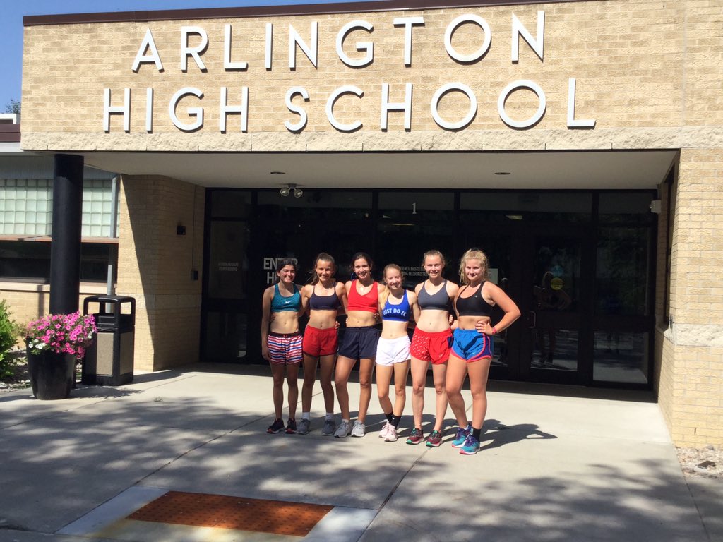 runbadgerxc's tweet image. Winners of the 1st annual 2-ton relay!  Boys finish in 1:43:13.5, girls in 2:25.00.  Shout out toEmily, Natalie, Ariana, Samantha, and Brooklyn on the girls side.  Not to be out done were Caleb, Hunter, Blake, and Drew(not pictured). Have fun at work, Drew!!