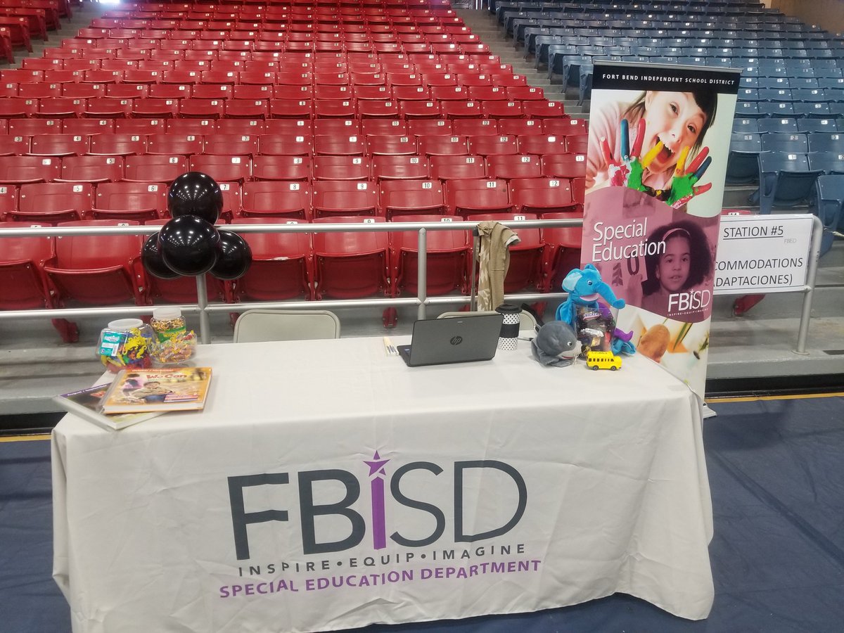 TanyaTheSLP's tweet photo. Having fun on a Saturday morning! Special Ed Child Find is available at FBISD PK Registration. Stop by and meet us. #fbisd #fulldayPKishere #fbisdPPCDrocks @deenahill32 @MsLormand_PPCD https://t.co/fn8iyDt8Wh