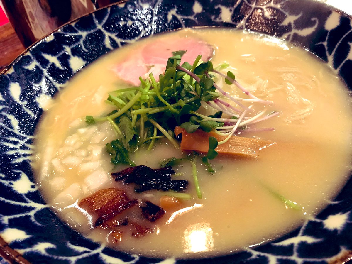 uta_sunsun's tweet photo. 真夜中の喫茶店(☼ Д ☼) https://t.co/8nkvO1dGUm