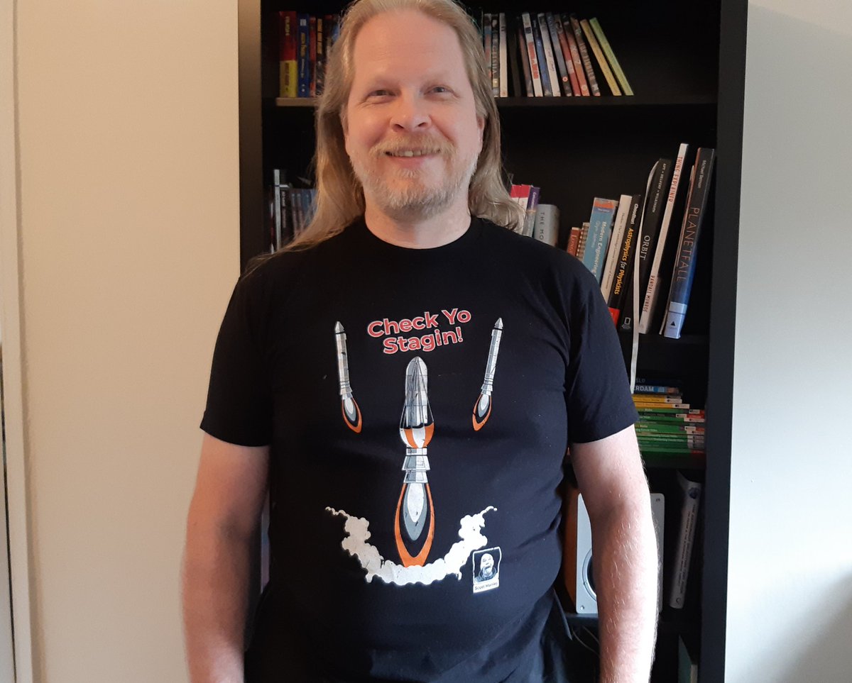 DrMathsPhysics's tweet photo. And @GhiaPix is dressed for the occasion, too. 😊
#CheckYourStaging @DJSnM https://t.co/r7TD4Ihg3s