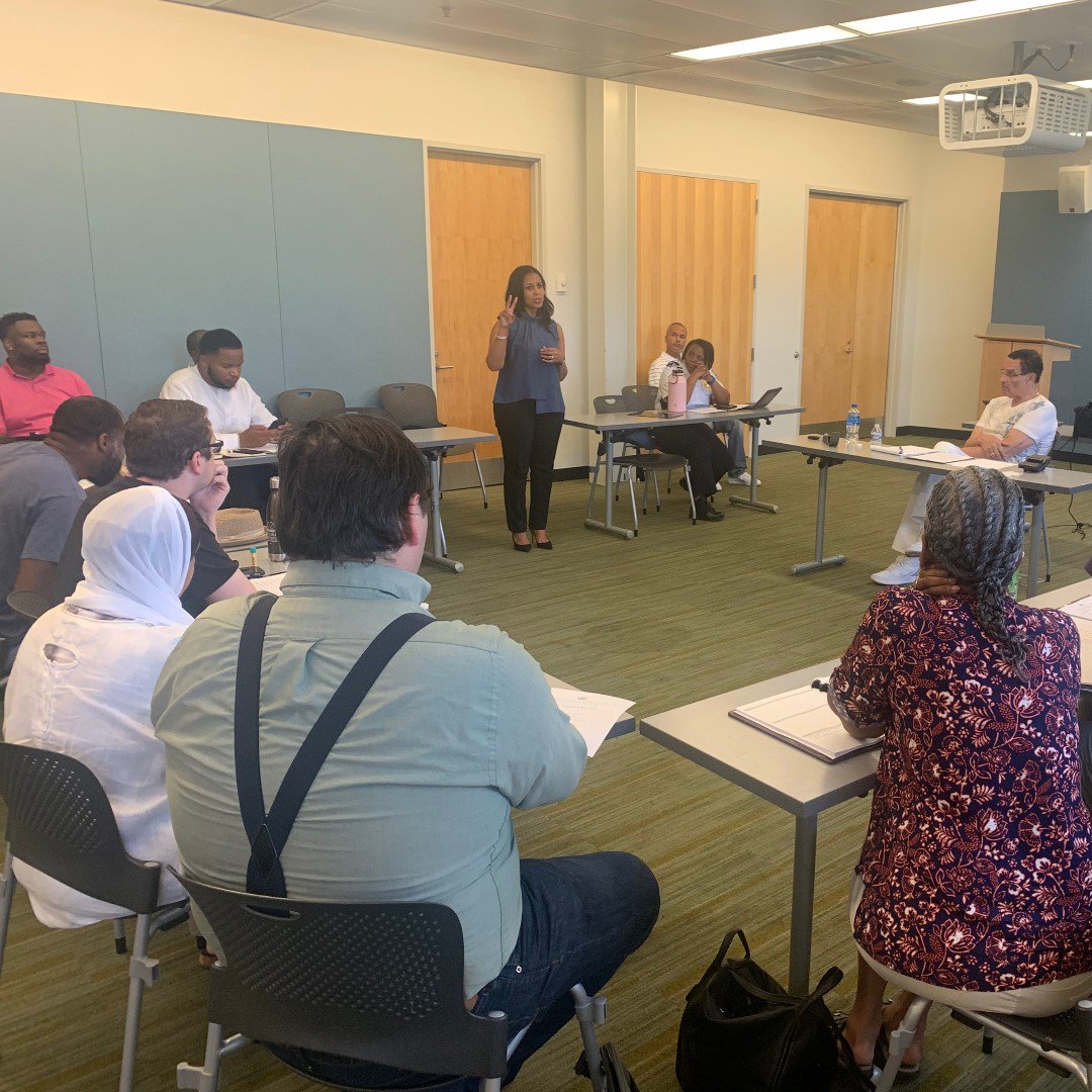 VinceGrayWard7's tweet photo. Very interactive discussion. I want to thank @PepcoConnect @DDOTDC @DDOE_DC and @DC_PSC for sharing information about #DCPLUG. #Ward7 #Leadership #Council https://t.co/6YG5Mm1GUv
