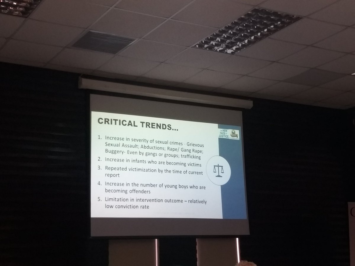 cpfsajm's tweet photo. Mr. Bailey outlines current trends and concerns with recommendations for improved witness care.
@transformjustjm 
#WitnessCareConference https://t.co/TwL9tkVYB2