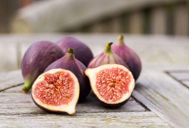 dnp2001's tweet photo. #Figs or anjeer include its use in the treatment of #sexual_dysfunction, #constipation, #indigestion, #piles, and  #diabetes. https://t.co/D0ISRm6jvM