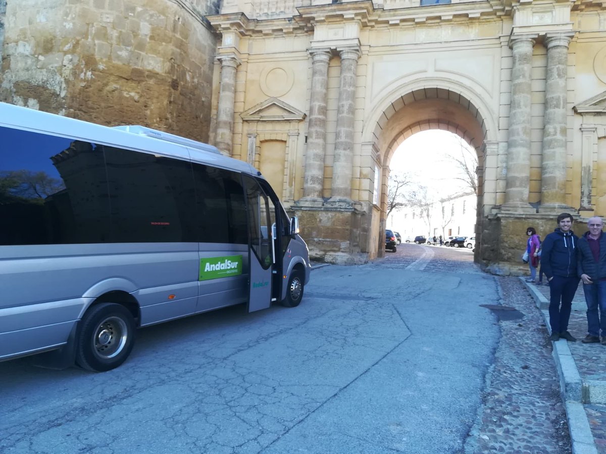 AndalsurTours's tweet photo. Volvemos de #cordoba y de visitar la #mezquita , magnifico día de cultura y ocio @cordoba_turismo , @CordobaESP , mañana volvemos y así todos los días , reserva en @AndalsurTours https://t.co/fEfeZlwYrr