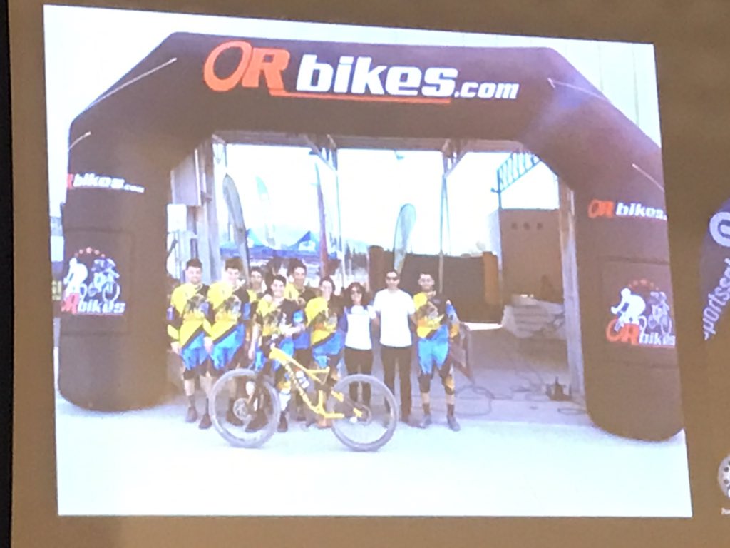 cintaespuny's tweet photo. Presentació equip de ciclisme femení i masculí de les Terres de l’Ebre. Gràcies #ORbikes a @esportcat @ciclismecat https://t.co/ielyitKtaY