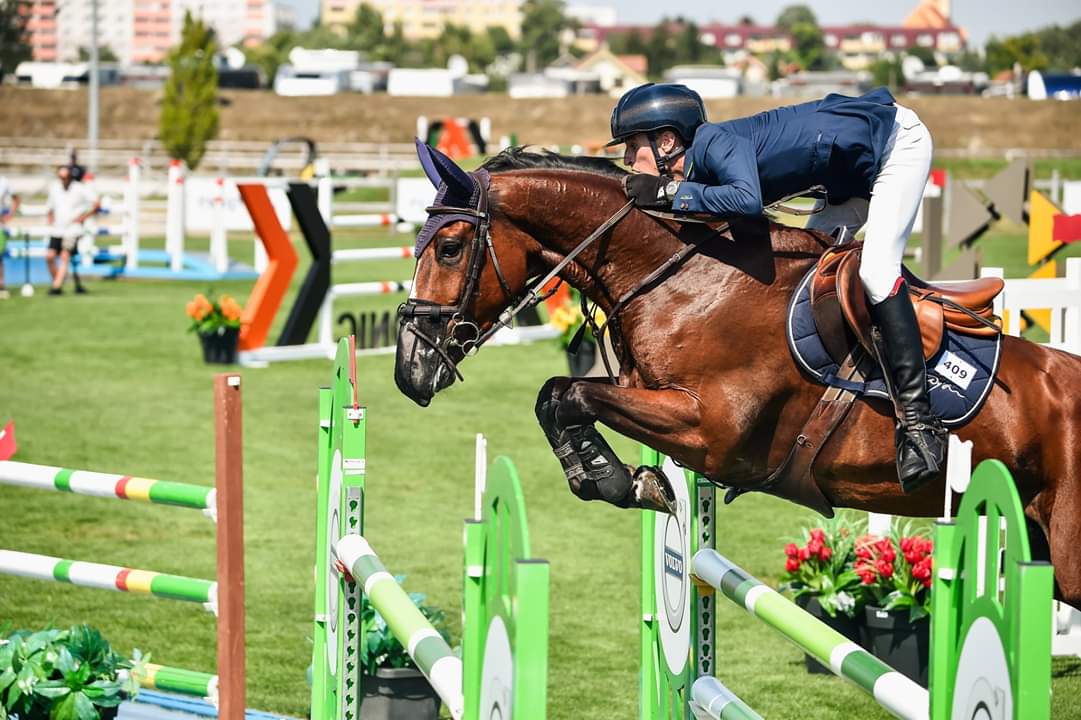 xbionicsphere's tweet photo. There’s nothing like that winning feeling, and Matias Alvaro
 and Karel VDB certainly earned it today in the Prize Coca-Cola at X-BIONIC! 🥇🥇🥇 #xbionicsummertour #Samorin #ShowJumping #PlaceToBe https://t.co/q5Qh8RxHwr