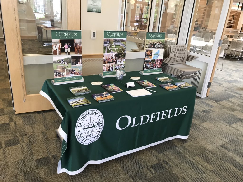 austenhannis's tweet photo. Spending an awesome weekend at @CardiganMtnSchl shaking three hands for @OldfieldsSchool! Thanks to Kris Langetieg &amp; Cardigan Summer Session for the invitation. #OldfieldsPride https://t.co/KuHSTZfnYI