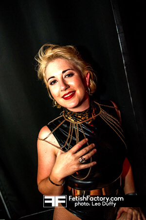 LeoDuffyPhoto's tweet photo. @Mz_Penelope pure class personified in all aspects of the fetish https://t.co/LHS9BenVLt