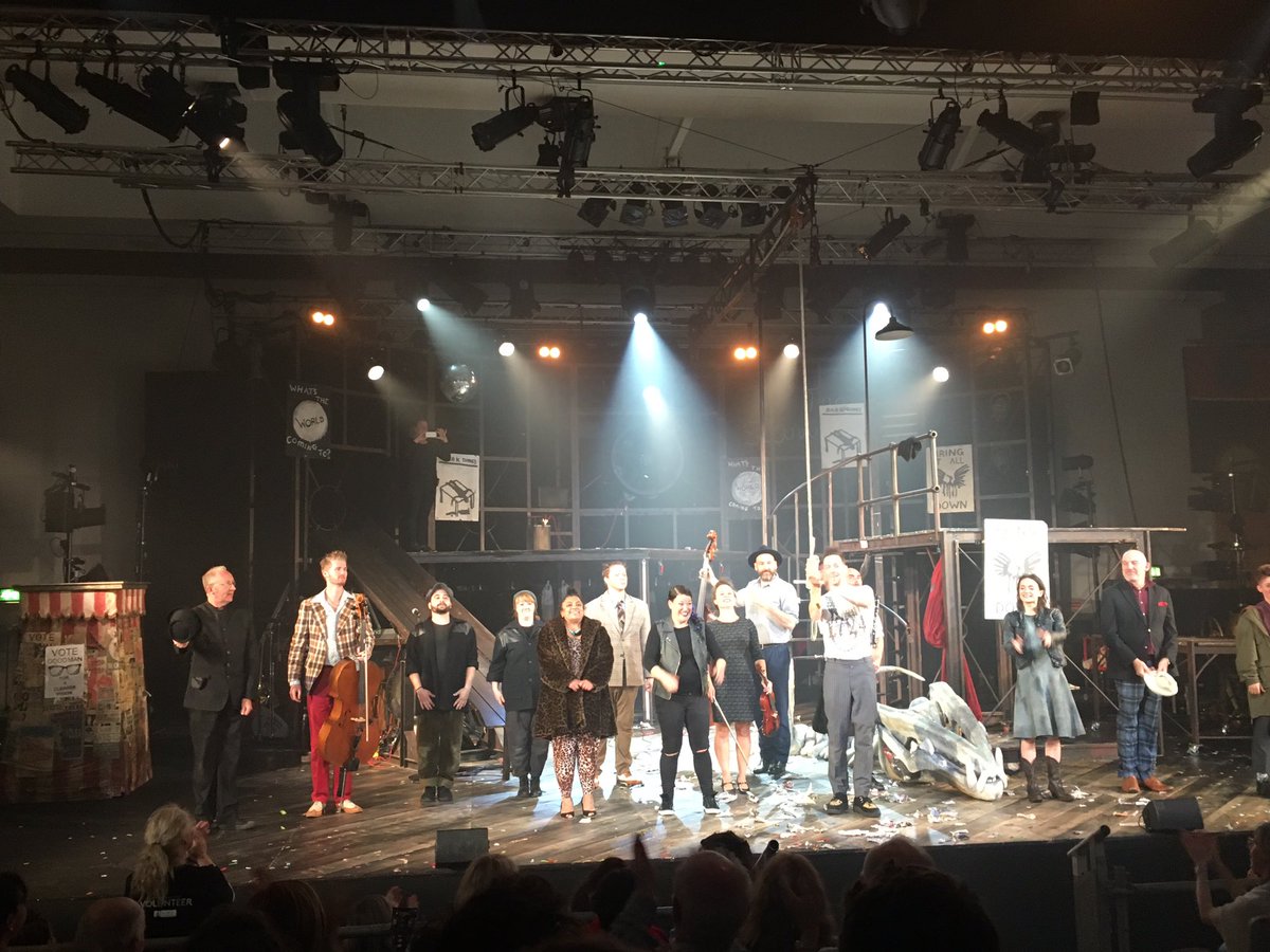 jparkerstarbuck's tweet photo. Matinee: #deaddoginasuitcase @GalwayIntArts by @WeAreKneehigh They certainly know how to do Theatre! https://t.co/IKkzkJwf5o