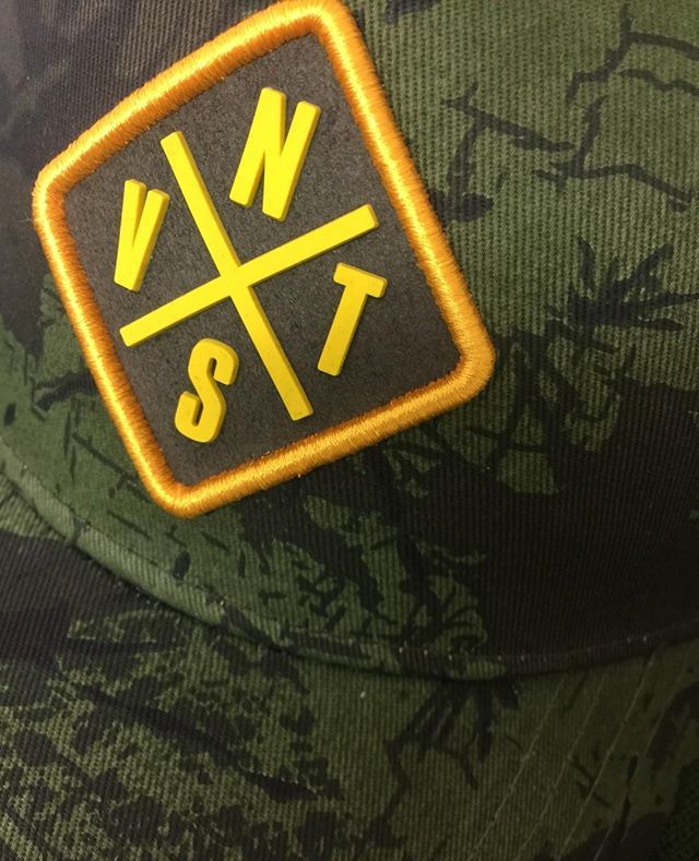 "The difference between something good and  something great is the attention to detail" Our new Crux cap is built with this in mind, in select stores throughout Europe and online now...⁠
#navitasangling #navitasapparel #navitas #nvts #carp #fishing #angling #apparel #outfitt…