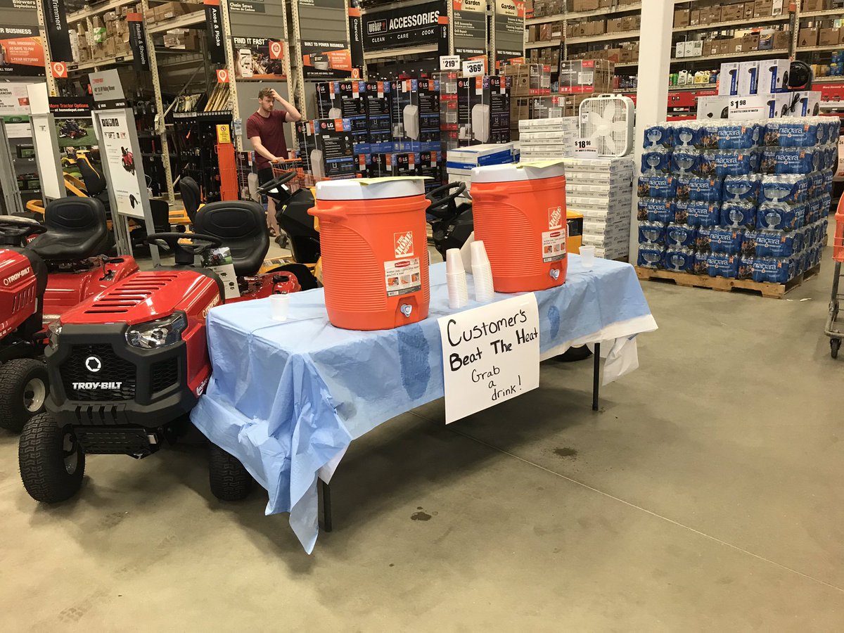 Bring on the Heat!!! Water/ lemonade station for our customers while they shop and a smoking HOT deal on water today. $1.98 per case!!!! WOW <a href="/marantes1/">Marcelo Arantes</a> <a href="/whipplenh/">Donna Whipple</a> <a href="/HomeDepot3408/">Home Depot Claremont</a>