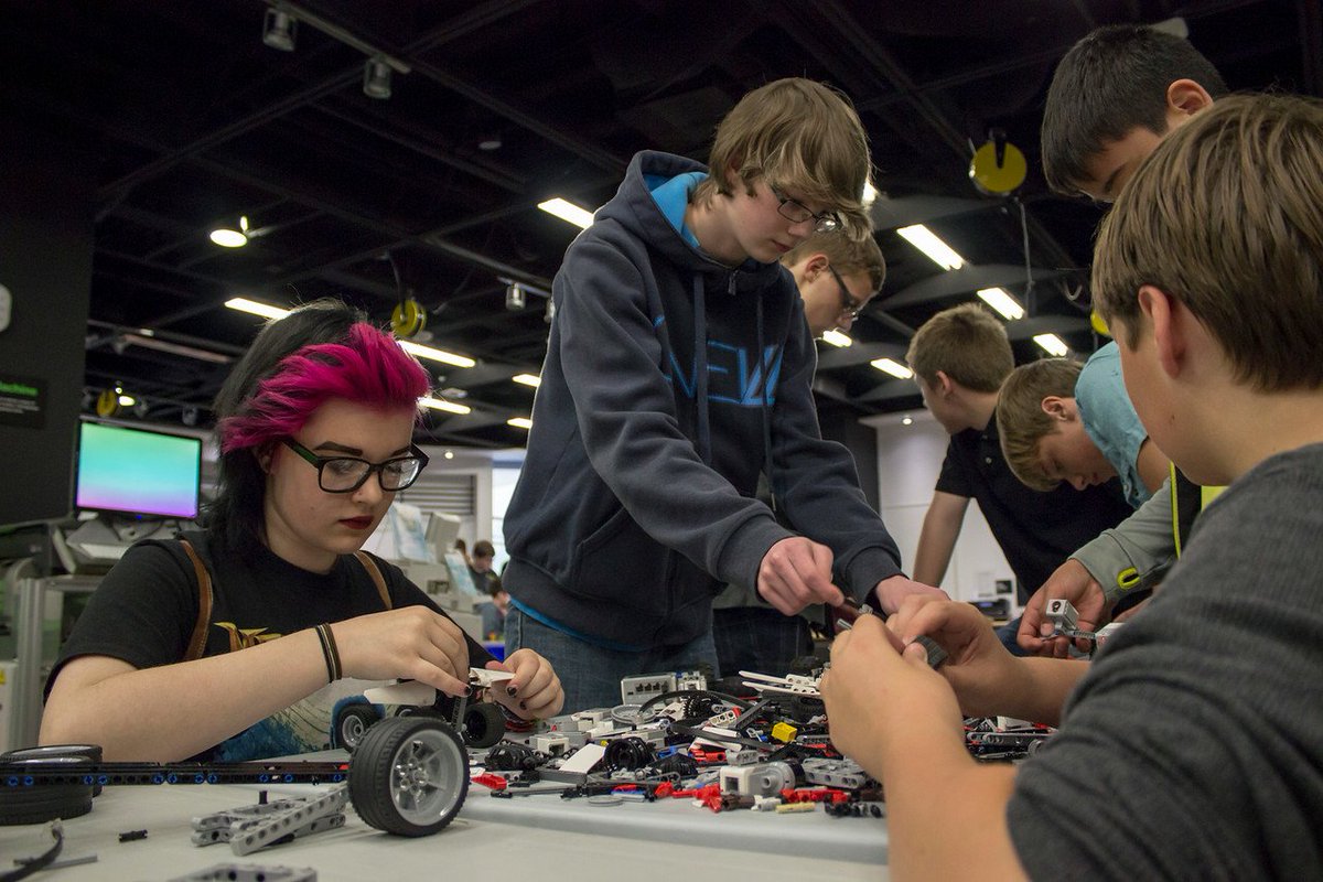 YEGMakerFaire tweet media