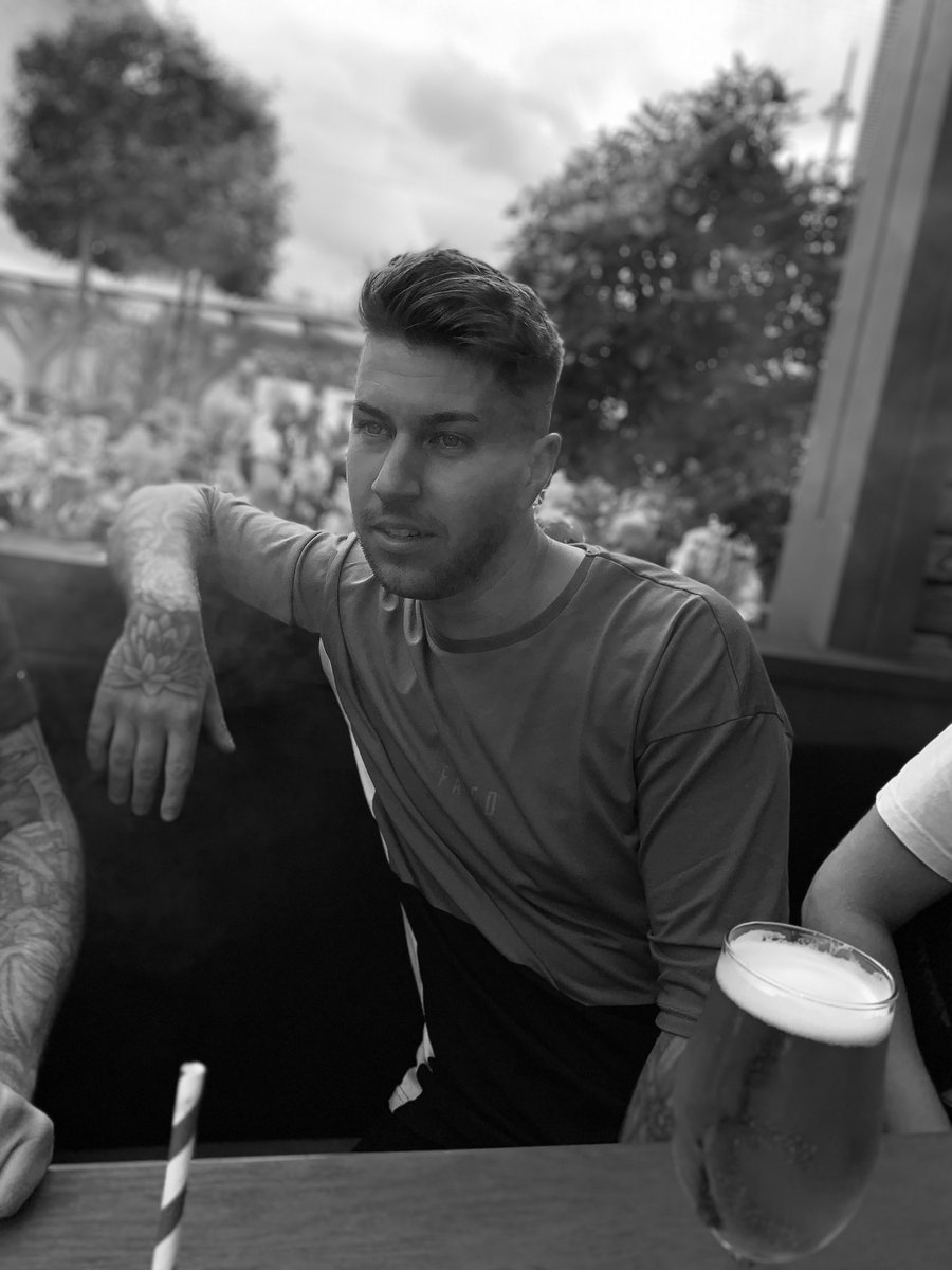 ChelseaDaulby's tweet photo. He’s a 10/10 💯@arronbarker92 https://t.co/UdtER1CEmf