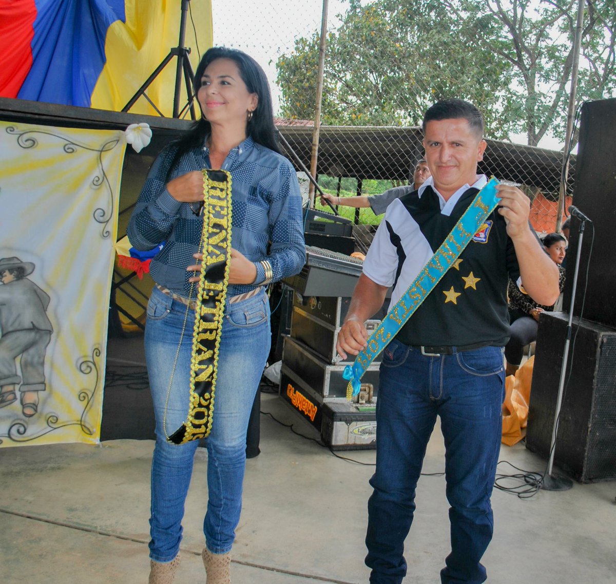 ETANEM2013's tweet photo. nuestras lindas candidatas  quien sera nuestra representante quien sera?@criscartay
 @RpaZeb
 @Rodolfo_CRA
 @rpazamora
 @glaybeth
 @ZONAEDUBARINAS @NancyPe68925613 https://t.co/SQmTiEmbfo