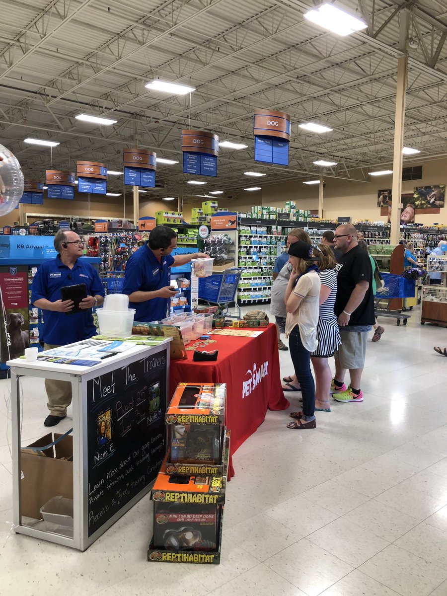 Petsmart 0656 tweet media