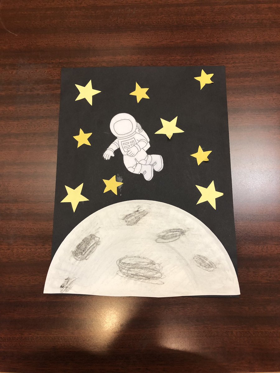 LibraryExpress's tweet image. Celebrate the 50th Anniversary of the Moon Landing by making a moon landing craft at #LibraryExpress