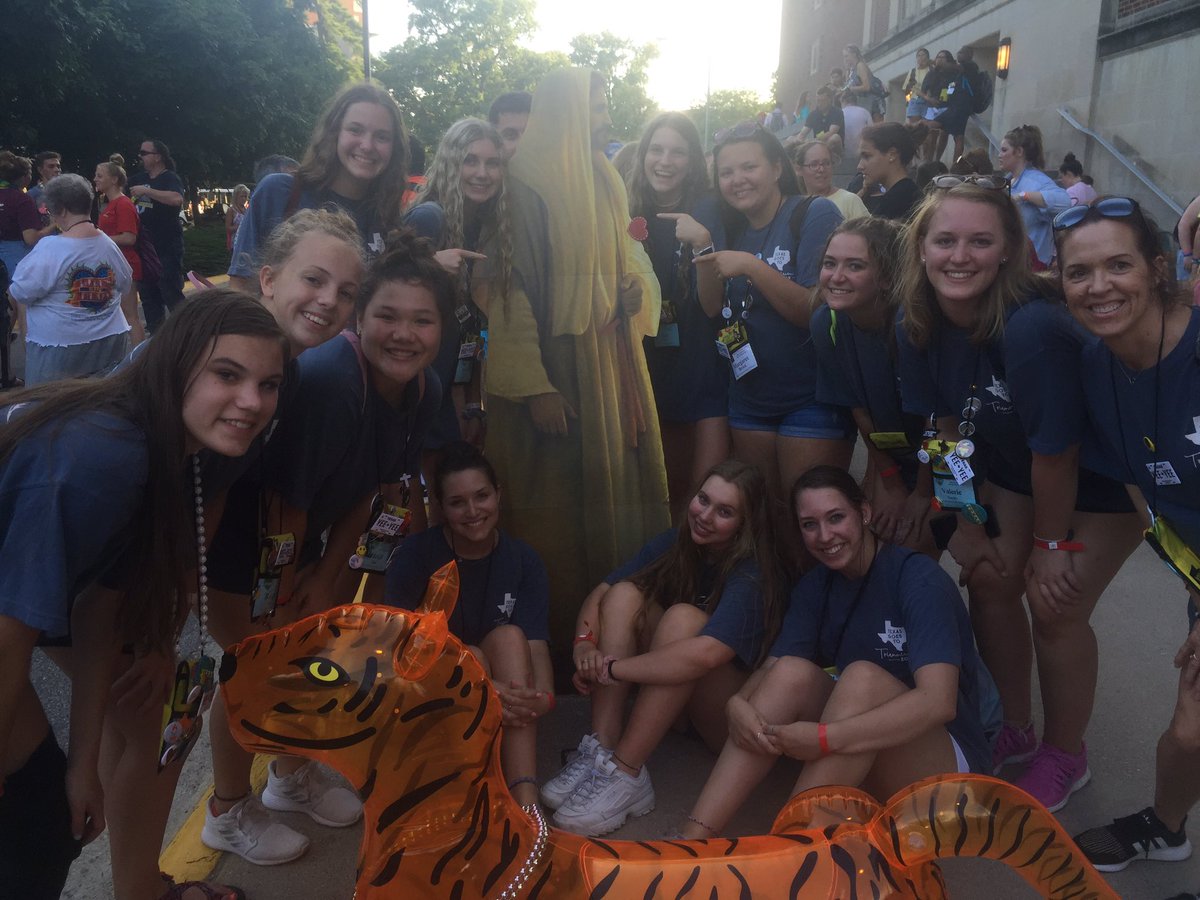 tpcyouthgang's tweet photo. The senior high youth had a blast at Triennium! Diablo and the yee yee pins were a hit! 🤠🐅 #pyt19 #yeeyee https://t.co/Orpgjhatkq