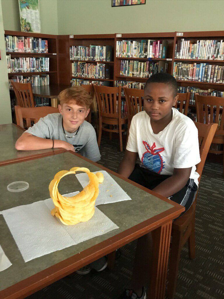 WestBabylon_JHS's tweet image. Pringle challenge ⁦@WestBabylon_JHS⁩ #pringlechallenge