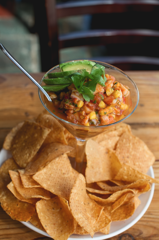 ItascaCClub's tweet photo. Members stay cool this weekend, and don't forget to enjoy your half-off member special at @thefoxandturtle - Mango Shrimp Ceviche! https://t.co/UoQhNGAkMo
