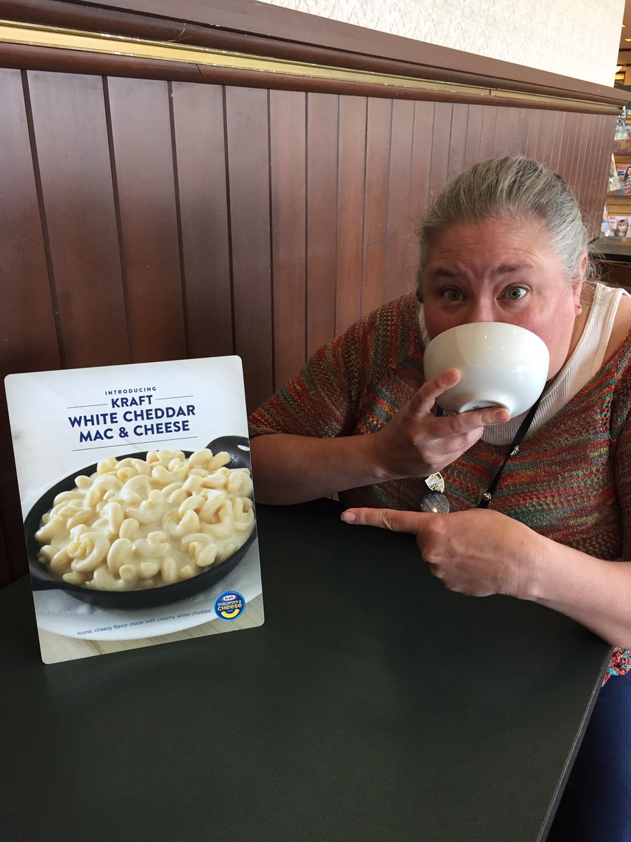 Barnes And Noble Peoria On Twitter We Were Gonna Take A Picture