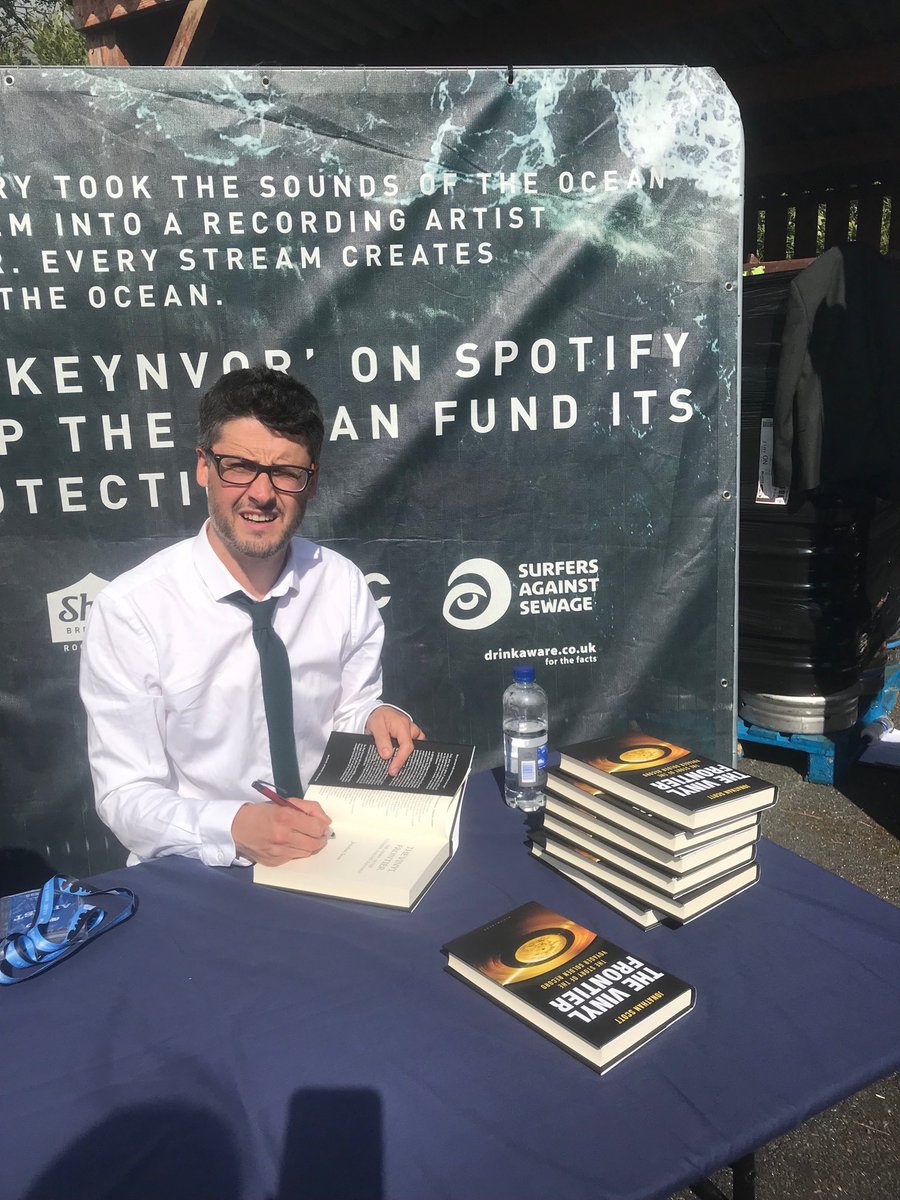 Turns out I’m terrible at book signing! I look totally confused!