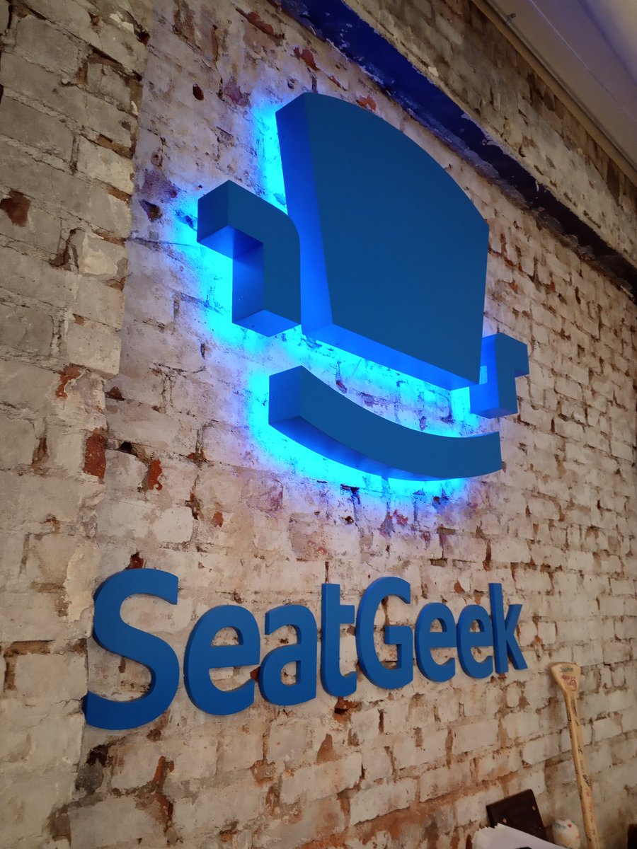reactweek's tweet image. Hackathon brain food is important!
Thanks @SeatGeek!
#reactweek