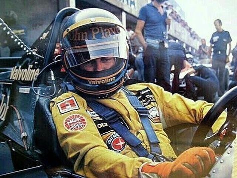 the56west's tweet photo. Ronnie Peterson getting ready to leave the pits in a test session in 1978

#racingstyles 

#ronniepeterson #lotusracing #formula1 #johnplayerspecial #racesuit #racinglivery #racing🏁 https://t.co/208s8LVeBK https://t.co/XC1mc1yUpv