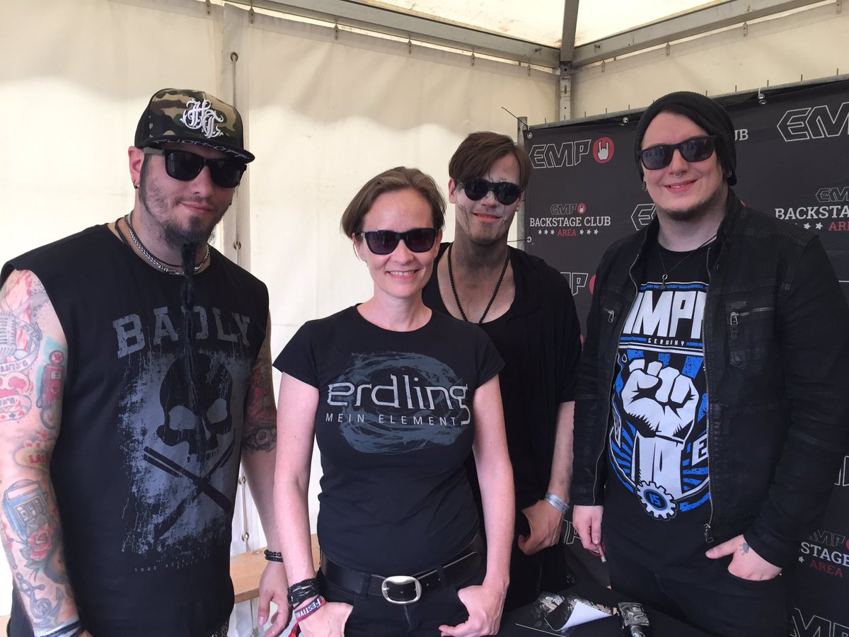 baumi71s's tweet photo. Danke an #Erdling für Euren großartigen Auftritt @Amphi_Festival 😎#amphifestival2019 #amphi2019 https://t.co/s5vzgFPvWP