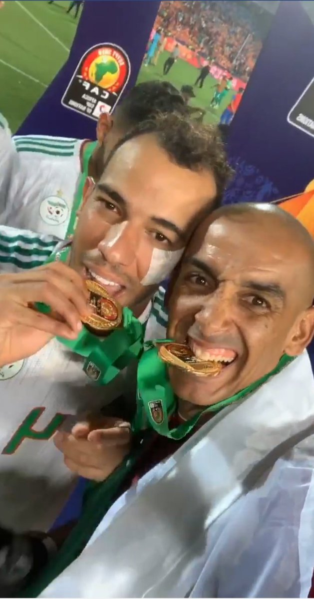 Merci à tous et bravo  pour la 2ème étoile 🇩🇿🇩🇿🇩🇿