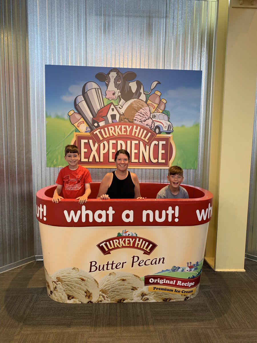 MacKidWChester's tweet photo. Thereโs a 110* heat index but we know how to stay cool ๐ฅถ (and well fed ๐จ) at @turkeyhillexperience #whatanut #hosted https://t.co/tcBGWKt1kD