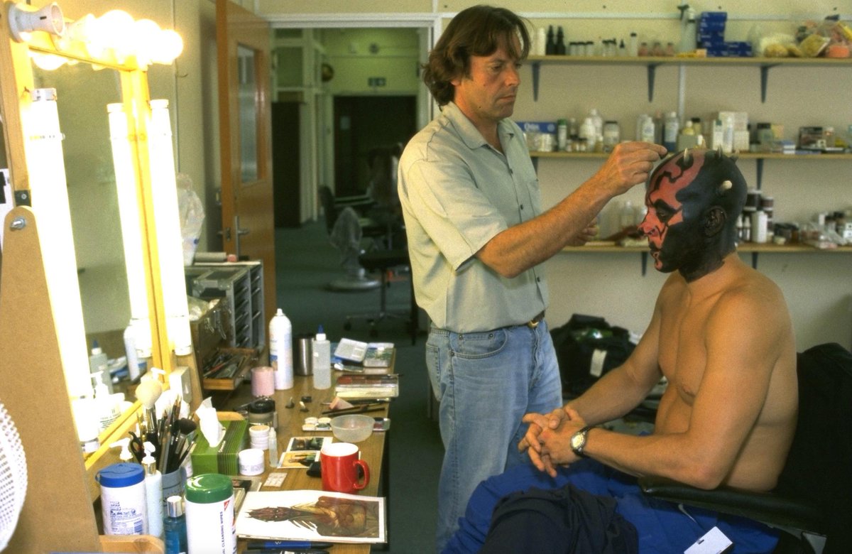 StarWarsIT's tweet photo. Dietro le quinte con Ray Park – l'uomo dietro le corna di Darth Maul. https://t.co/Du7DJ3933C