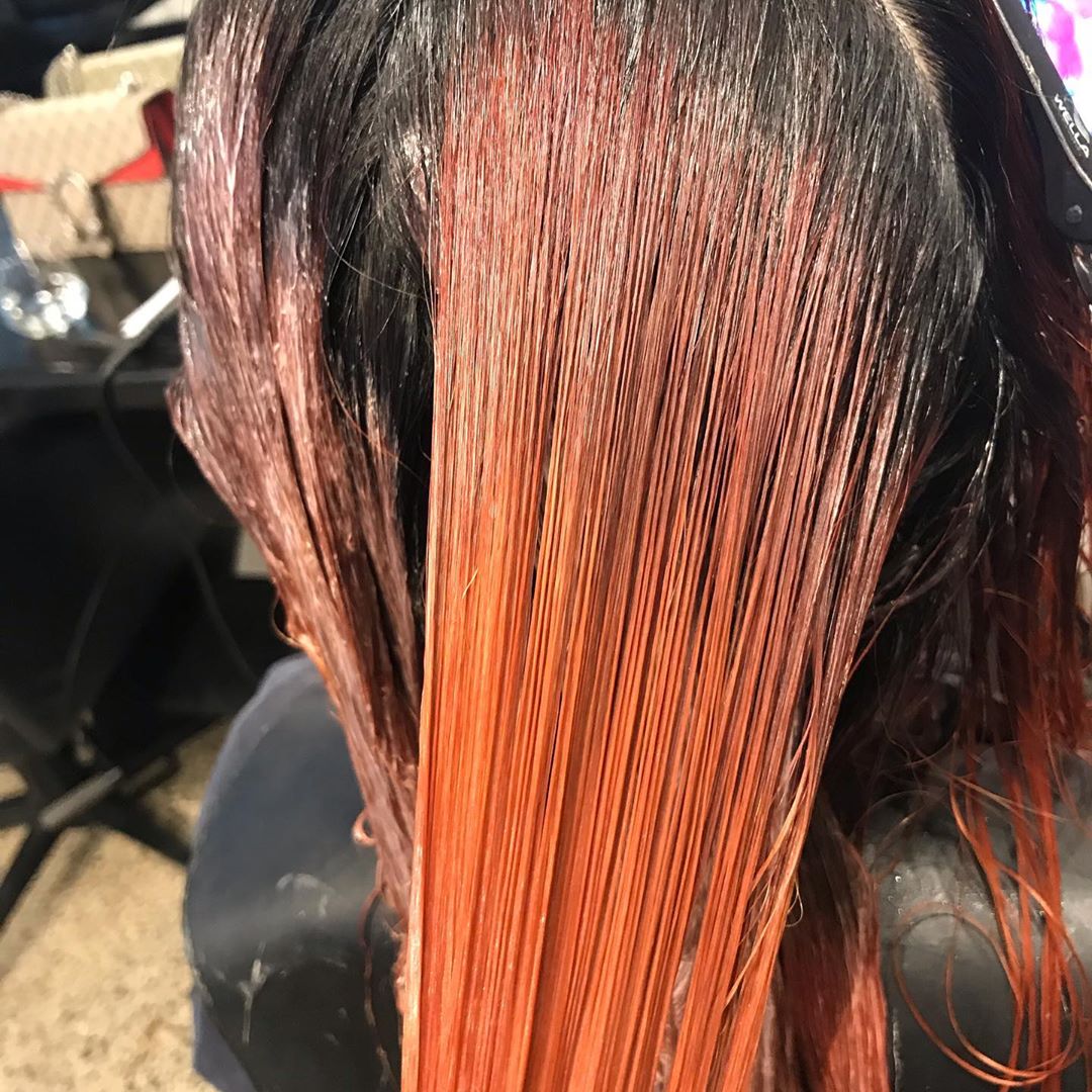 toniandguyworld's tweet photo. We love this bold pillar box red hair on Anna Bell by Cinnamon Scholes at TONI&GUY Auckland π₯ #saturdaystyle #redhair #globalred #colourmenu #hairinspiration #haircolour https://t.co/zo9BGAWMr4