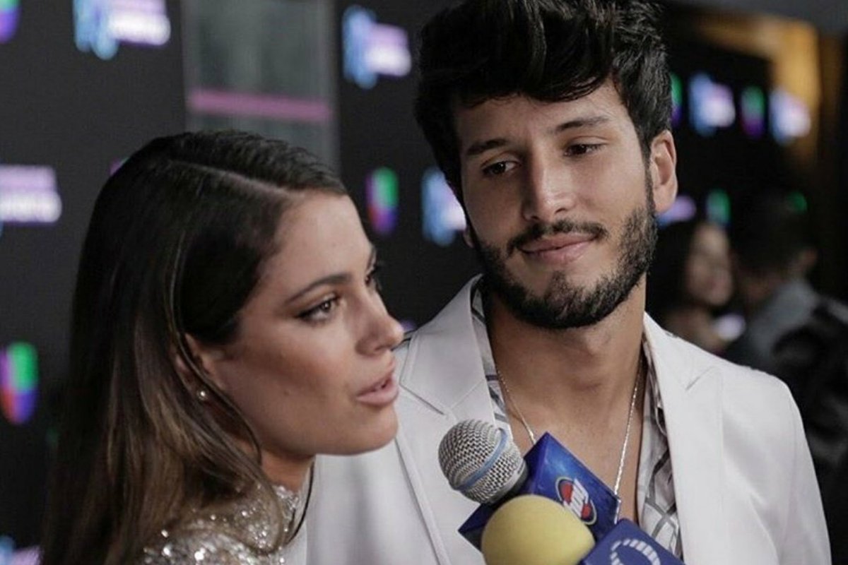 axelbabini_'s tweet photo. quedate con quien te mire como yatra a tini https://t.co/Vmr8hgRvGP