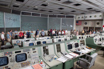 StewartFilmscrn's tweet photo. #StewartFilmscreen is proud to have supplied the #TechScreen 150 projection screens #NASA used in 1969 and the new replacements you see today. Celebrating the 50th anniversary of the #Apollo11 #MoonLanding, #MissonControl has just been renovated to its former glory. https://t.co/GTMG3Am09d