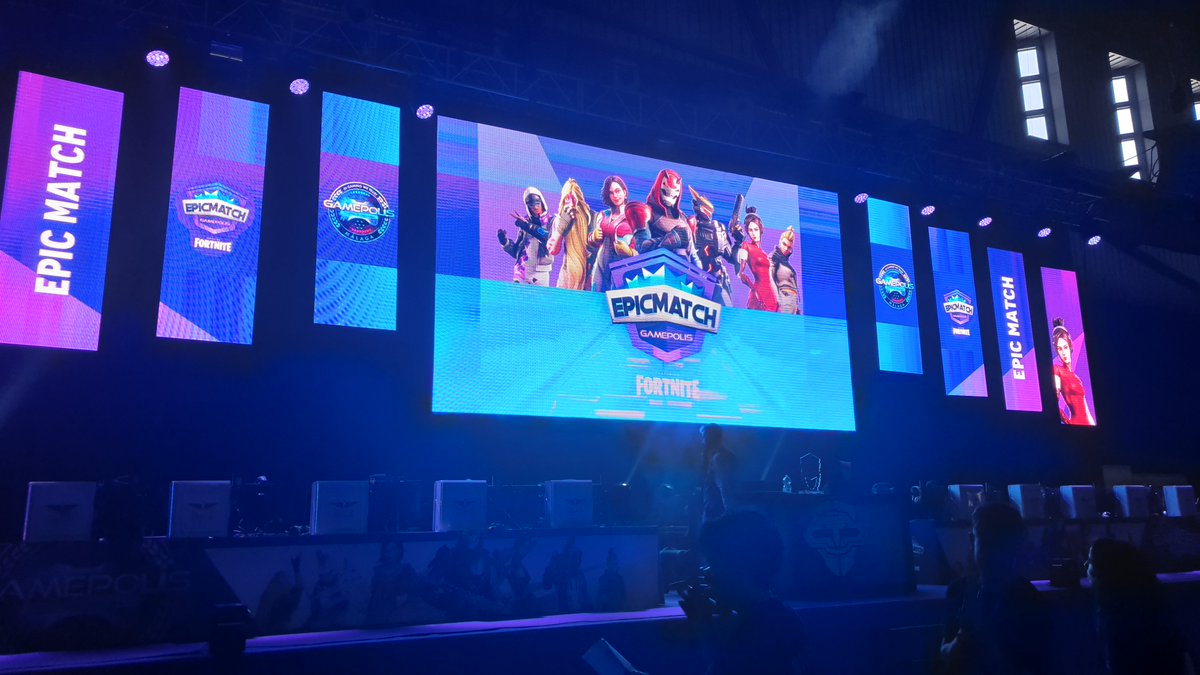 WLFortnite's tweet image. The Fortnite #EpicMatch is almost over in Málaga at the @Gamepolis_org Event ! 60 influencers are competing for the Victory Royale ! 🔥