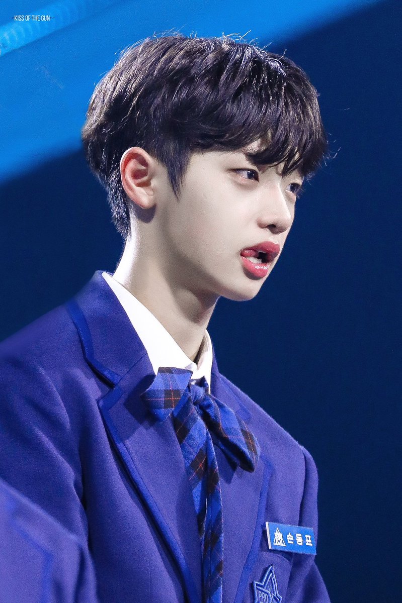 dongpyoroll's tweet photo. 190719 © kiss of the gun

#X1 #DONGPYO #손동표 https://t.co/A6t53ssni9