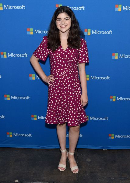 Stranger Things 4 Ar Twitter Tweet De Apreciacion A Gabriella Pizzolo La Actriz De 16 Anos Que Interpreta A Suzie En Strangerthings Ha Sido Parte De Numerosos Musicales En Broadway Suzie Do