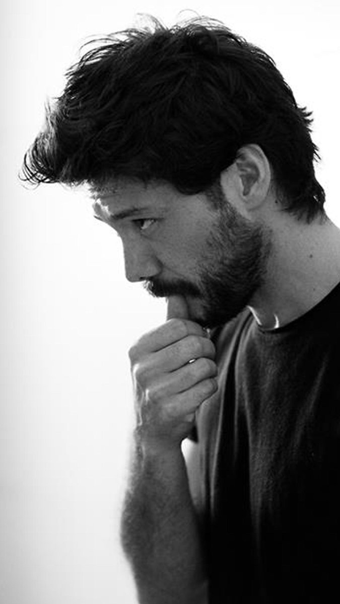 archivelcdpapel's tweet photo. A LEGEND #LaCasaDePapel https://t.co/BuSNtR44hI
