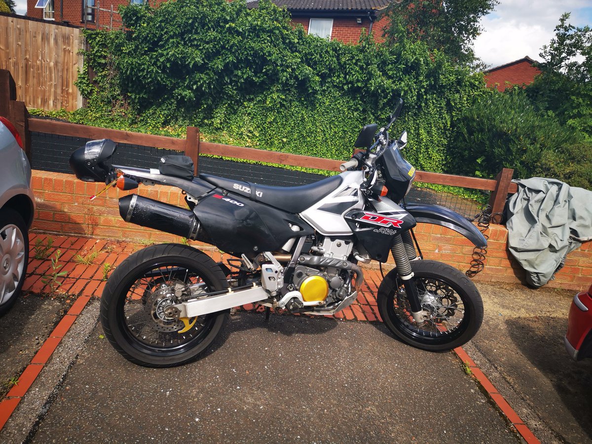 RAF100Stations's tweet image. When you buy a new bike and have to get your buddy to carry all the spares back home. This is so inappropriate for a long distance bike, but the offroad parts will be fun. #africatwin #drz400 #belgium #tet #transeurotrail #bastogne