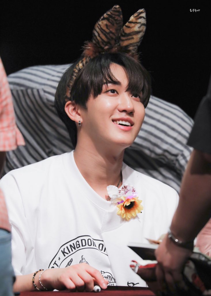 seochangbinpics's tweet photo. 190717 © 요우누나 https://t.co/Aoxrmy8dXH